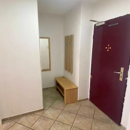 Apartment Workers Duisburg